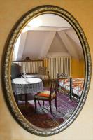 Doppel- oder Zweibettzimmer