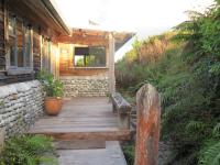 Beaconstone - off grid retreat - B&B