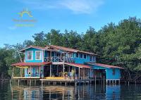 B&B Bocas del Toro - The Sunsetter Bed & Breakfast - Bed and Breakfast Bocas del Toro