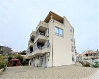 LUXUS Wohnung auf 2 Etagen 3BR! +NETFLIX +HIGH-END Ausstattung - Chambres d’hôtes Ližnjan