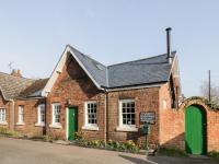 B&B Kidderminster - Station Masters Cottage - Bed and Breakfast Kidderminster