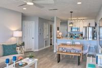 Ocean-View Balcony Family Gem on Seawall Blvd! - B&B Galveston