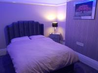 Highfields Living - All Rooms Ensuite- Free Wifi- Free Local Parking - B&B Sheffield