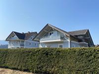 Das Bergl - Modernes Apartment mit Bergblick & Balkon nahe Wörthersee - Ferienwohnung Rosegg