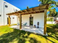 Villa Calma, luxury for big groups at the beach with large pool - B&B