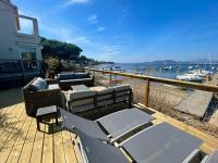 Villa Front de Mer Accès Plage Presqu'île de Giens-Sea and Mountain Pleasure - B&B Hyères