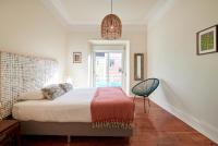 Quiet and Central 2BR APT, By TimeCooler - B&B Lisbona