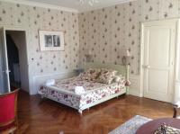 Chambre Familiale - Vue sur Jardin - Rose