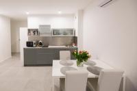 Apartment Lola - B&B Podstrana