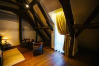 Cozy Attic Suite with bathtub & view Adults-Only