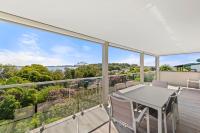 Family Retreat with water views at Corlette - Ferienwohnung