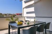 Apartment mit Terrasse