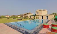 B&B Ramnagar - Treebo Trend Kaira Resort With Pool View 5 Km From Jim Corbett Jungle Safari - Bed and Breakfast Ramnagar