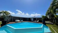 Magnifique Villa Domaine de Biglette - Bed and Breakfast Baie-Mahault