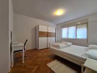 Apartment Jadran 2151 - Ferienwohnung Pula