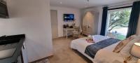 Deluxe Studio Cannes mit Kingsize-Bett