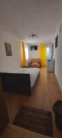 Dreibettzimmer mit eigenem Bad