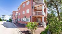 Relaxing and luxurious apartment - All included - 100m beach - Zaton - B&B