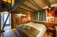 Double Room - Split Level with Spa Access