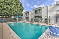 Chic Scottsdale Home with Balcony, Walk to Old Town! - Chambres d’hôtes Scottsdale