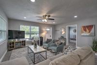Bright Venice Getaway Less Than 1 Mi to Historic Dtwn - B&B Venice