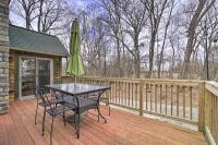 B&B Buckeye Lake - Spacious Buckeye Lake Home with Hot Tub and Fire Pit! - Bed and Breakfast Buckeye Lake