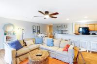 Seaside - Three's A Charm D-104 - B&B Virginia Beach