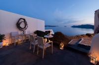 Executive Cave Suite