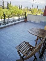 ΧΑΡΗΣ ROOMS - B&B Kritharia