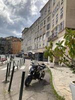 Sognu di Matteu - Bel appartement entièrement climatisé - vue mer, vieux port Bastia - B&B