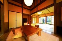 Annex Japanese style room with Cypress indoor bath 27㎡