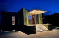 FinIQ Boutiq Studios + Apartment - B&B
