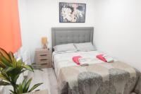 - LUJO - Parking, Maquina Arcade, Wifi y Netflix - B&B Oviedo