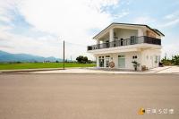 有貓匿鄉村咖啡館民宿 - B&B Sanxing