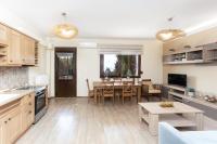 TwinStars apartment with courtyard and view - B&B