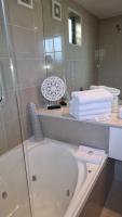 Superior Double or Twin Room with Spa Bath