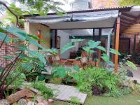 The Sanctuary - garden oasis in South Fremantle - B&B South Fremantle