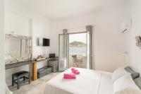 Habitación Doble Deluxe con balcón y vistas al mar