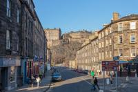 Lovely apartment beneath Edinburgh Castle - Bed and Breakfast Edinburgh