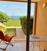 Cosy T2 refait à neuf climatisé, vue mer avec terrasse et jardin, Wifi piscine tennis et parking - Chambres d'hôtes Sète