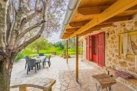 Dreamy Stone House - B&B Pesáda