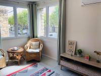 L'esplanade, appartement en centre-ville au calme - B&B Puisserguier