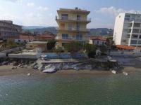 Xylokastro Beachfront Residence - Chambres d’hôtes