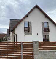 FENYŐ APARTMAN House I - B&B Odorheiu Secuiesc