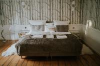 Suite with Garden View