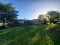 Casa quinta en Pocito con pileta quincho cancha de futbol - Chambres d'hôtes Pocito