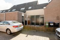 Julianadorp Zuhause am Meer für 6 Personen mit 4 Schlafzimmern - B&B