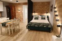 King Studio with Sofa Bed