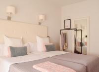 Hostal Carlos V - Bed and Breakfast Puebla de Sanabria