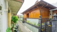 B&B Yogyakarta - Villa Joglo Kawung - Bed and Breakfast Yogyakarta